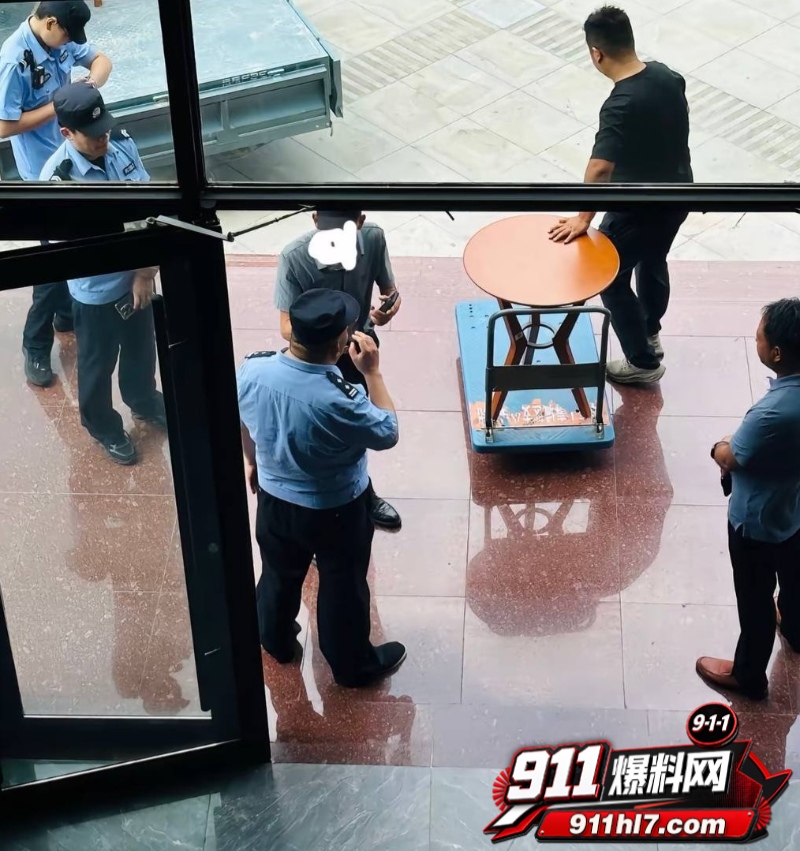 山东泰山足球解说网红橙翼振兴5 山东泰山足球解说网红橙翼振兴5
