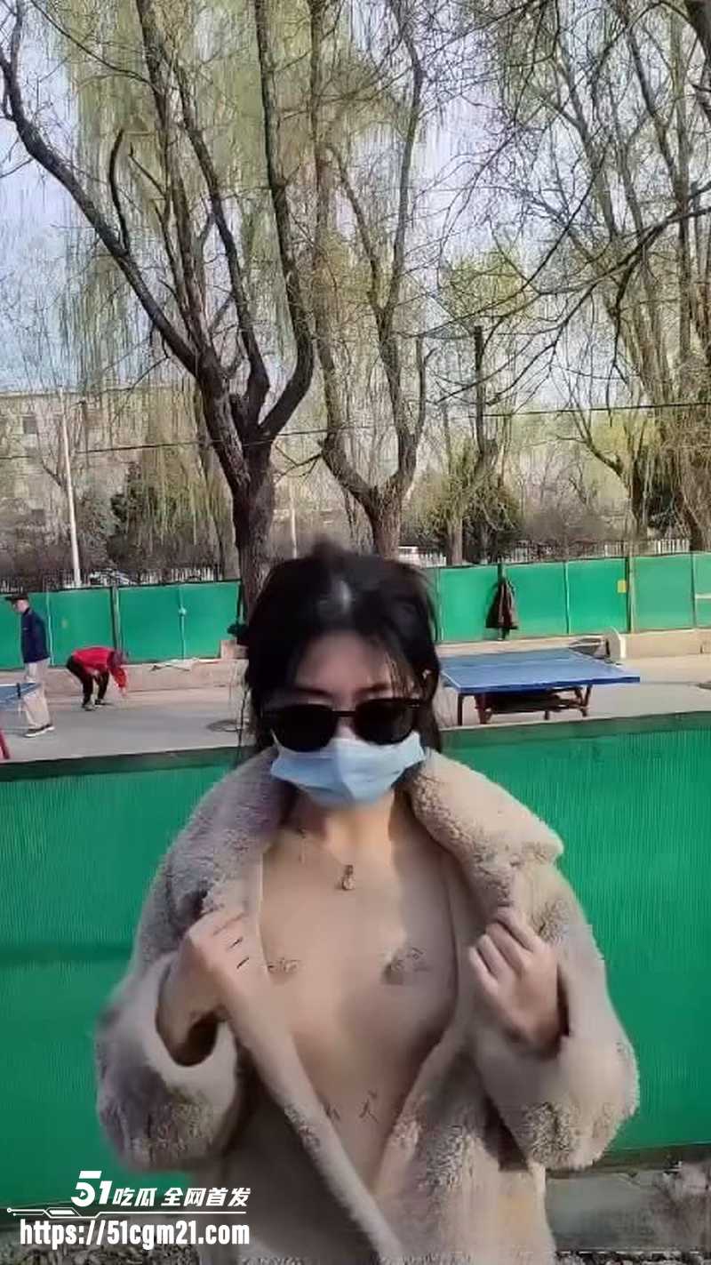 福利女神李小娜厕所全裸露出 4 福利女神李小娜厕所全裸露出 4