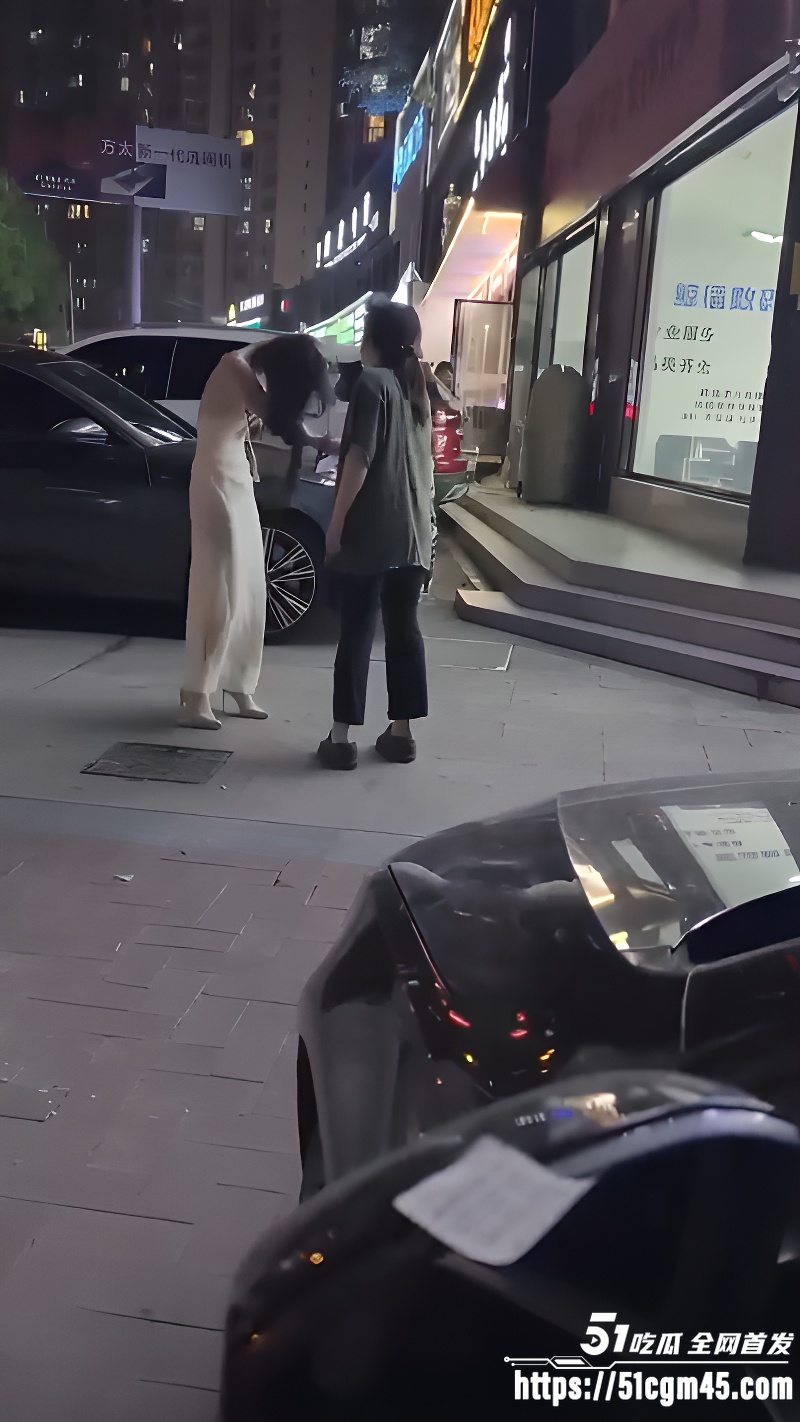 湖南邵阳 深夜上演捉奸大戏 6 湖南邵阳 深夜上演捉奸大戏 6