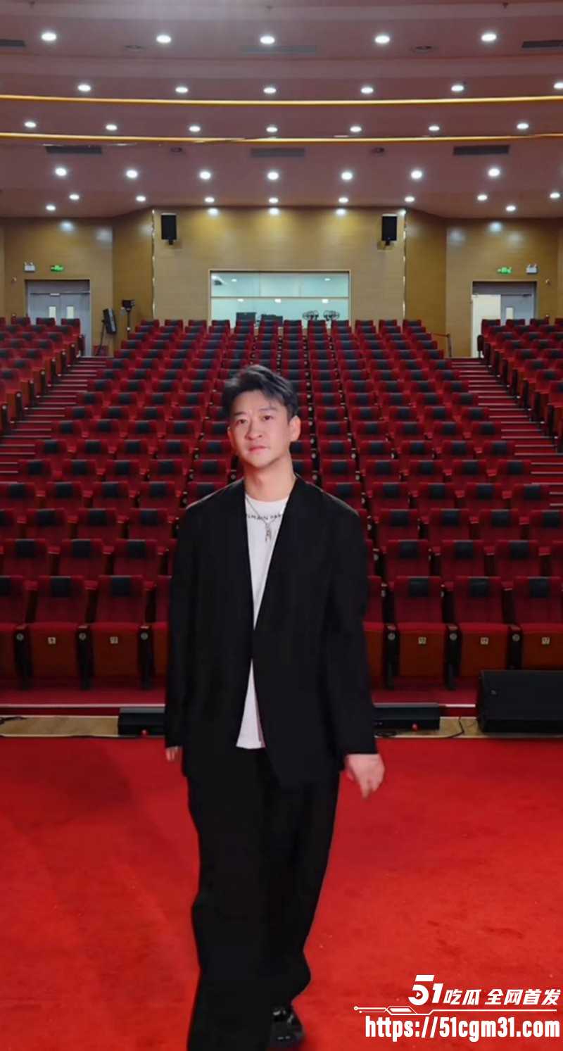 德云社大弟子曹云金不雅行为惨遭偷拍07 德云社大弟子曹云金不雅行为惨遭偷拍07