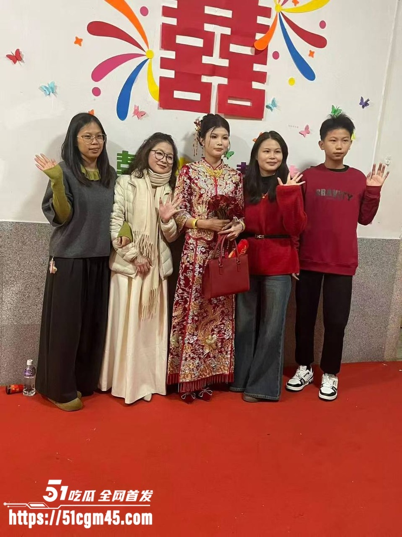 逆天小仙女怀孕找人接盘  1