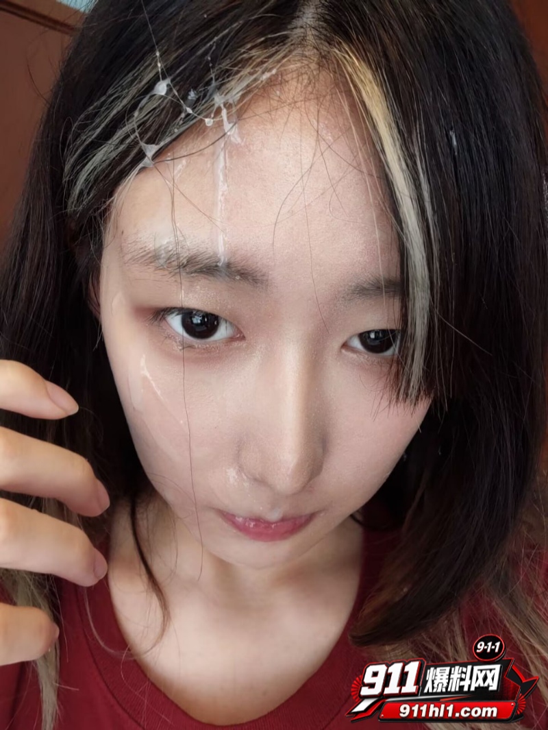 余堇晗 脖子栓狗链被玩弄1