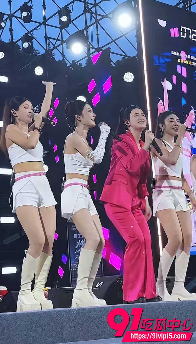 抖音百万网红周子冉 6 抖音百万网红周子冉 6
