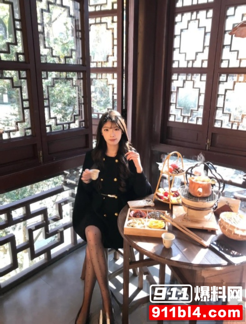 白嫩美乳女友5