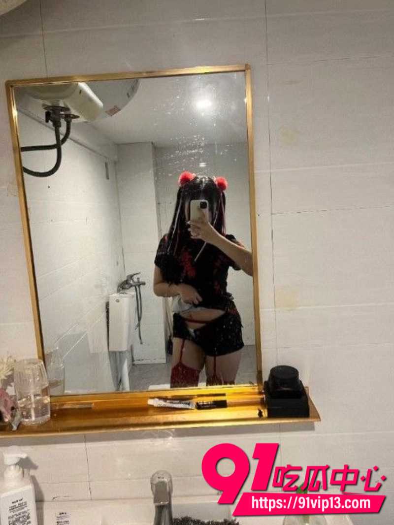 湖南株洲微胖母狗陈思莹为了完成主人的任务居家自慰14 湖南株洲微胖母狗陈思莹为了完成主人的任务居家自慰14