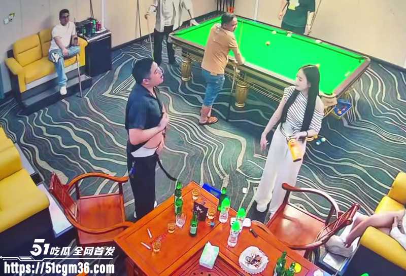 台球厅脱裤露出视频曝光 1 拷贝