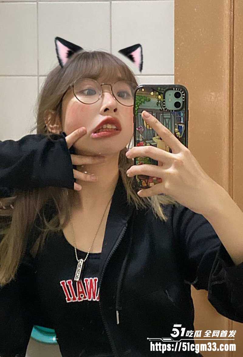 清纯可爱眼睛婊反差自慰视频曝光 2 拷贝 清纯可爱眼睛婊反差自慰视频曝光 2 拷贝