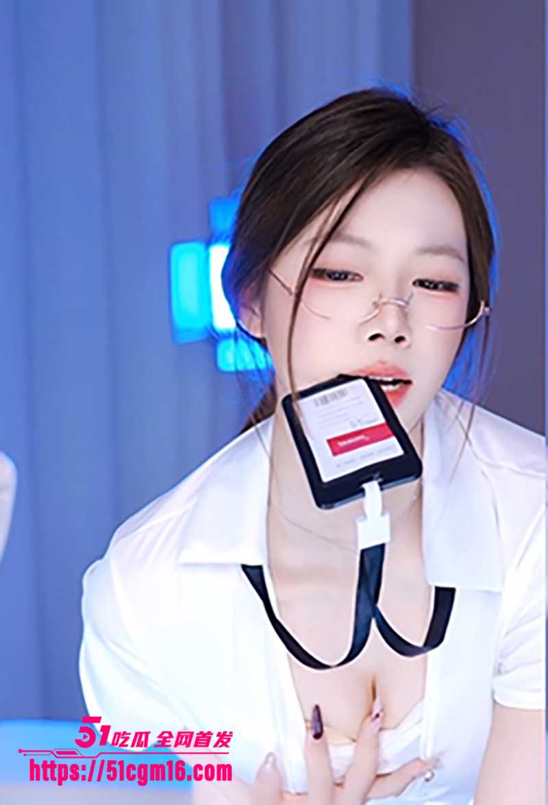 虎牙性感御姐梦瑶情趣制服大尺度露逼骚舞合集流出1拷贝