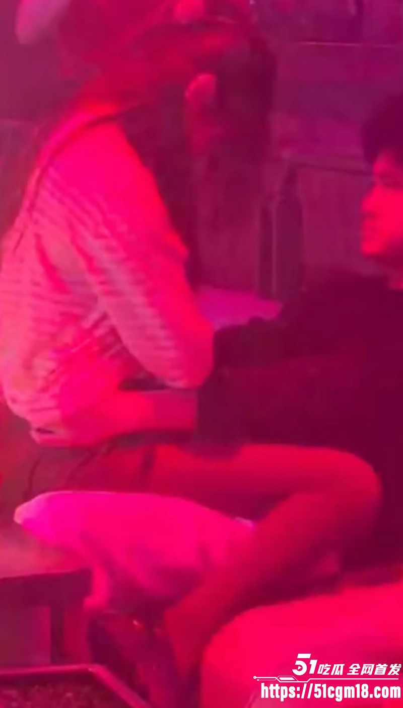 抖音网红潮汕小人物与女友开房约炮018 抖音网红潮汕小人物与女友开房约炮018
