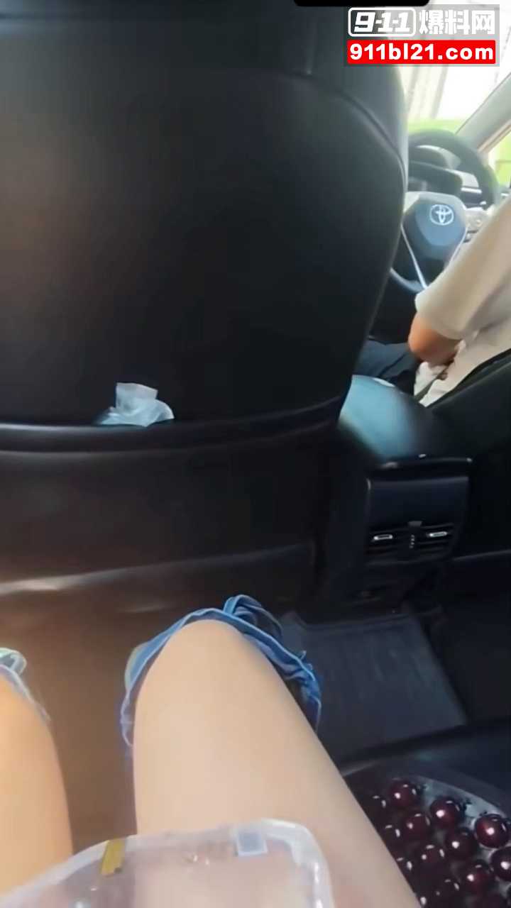 女子赶地铁打车遇奇葩司机3