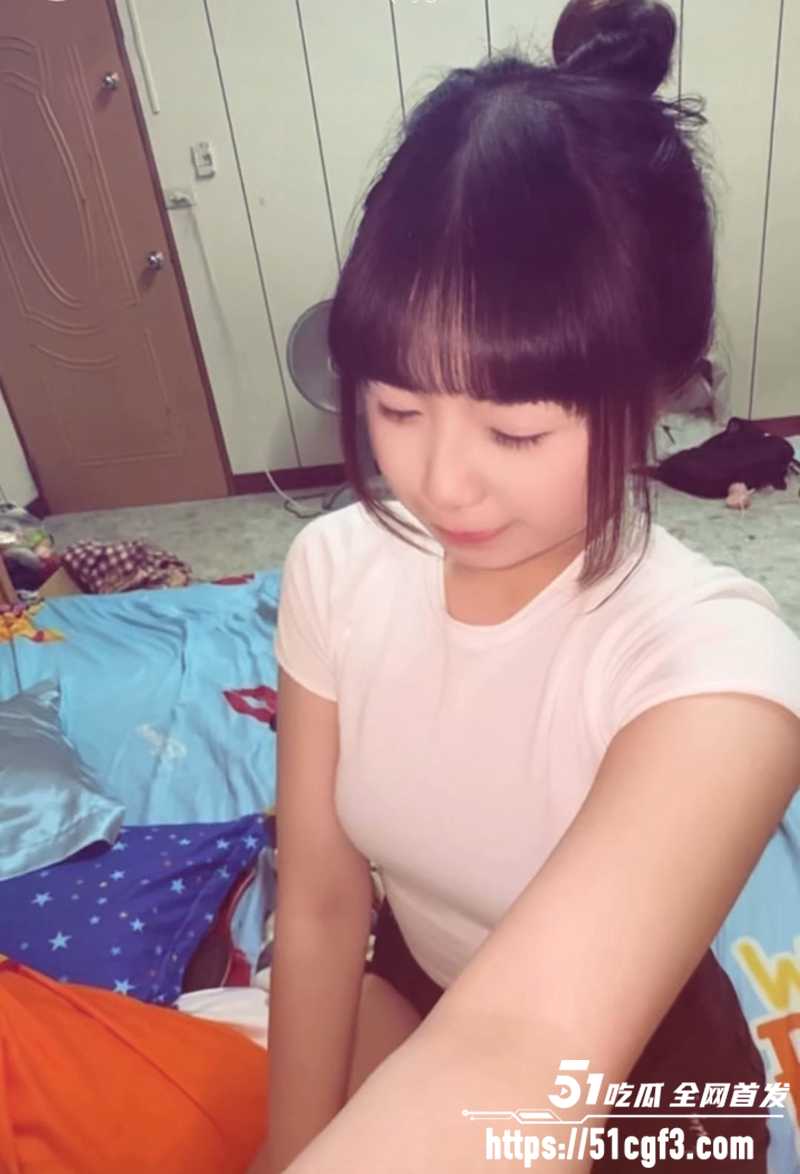 台湾大学法律系学姐小璇性爱视频曝光4拷贝 台湾大学法律系学姐小璇性爱视频曝光4拷贝