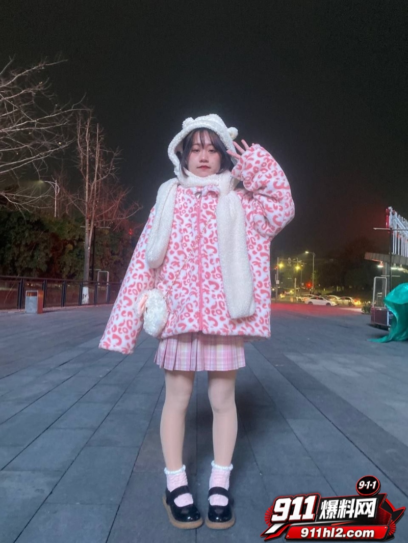 重庆良家人妻 7 重庆良家人妻 7
