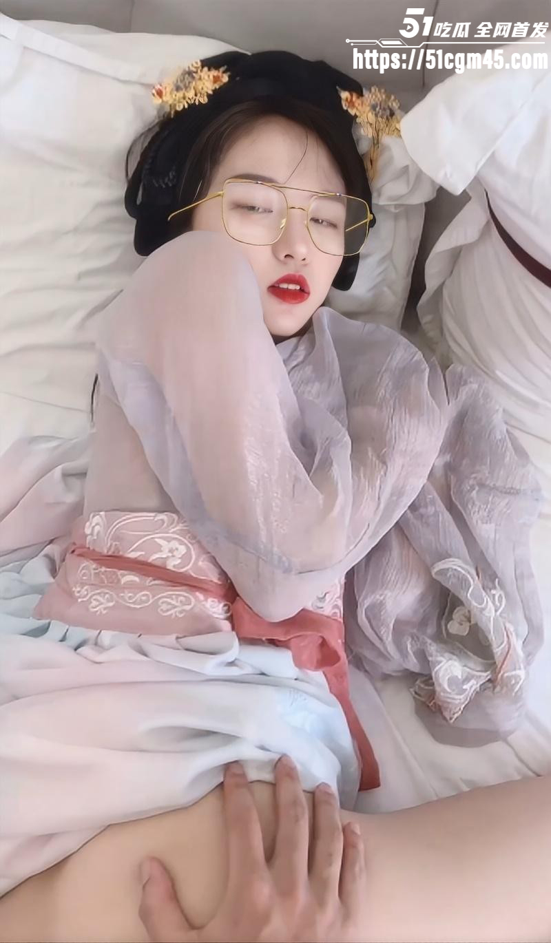 每日大赛古风美女做爱大赛04 每日大赛古风美女做爱大赛04