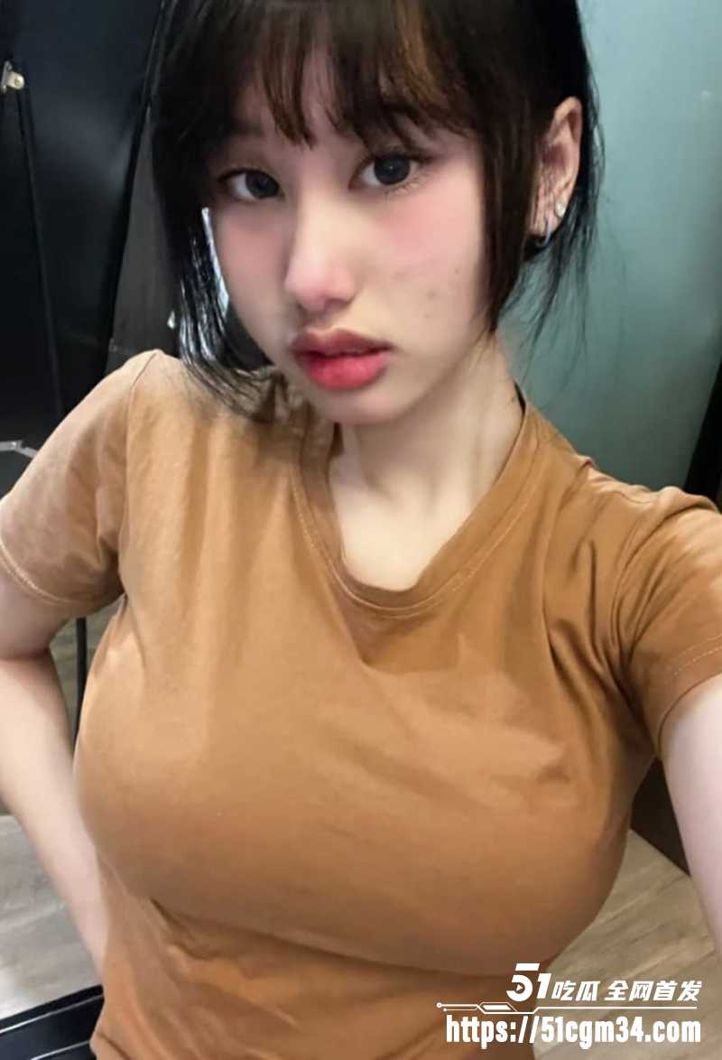 成都双流中学极品高颜值反差母狗韩婷大尺度私拍流出1拷贝
