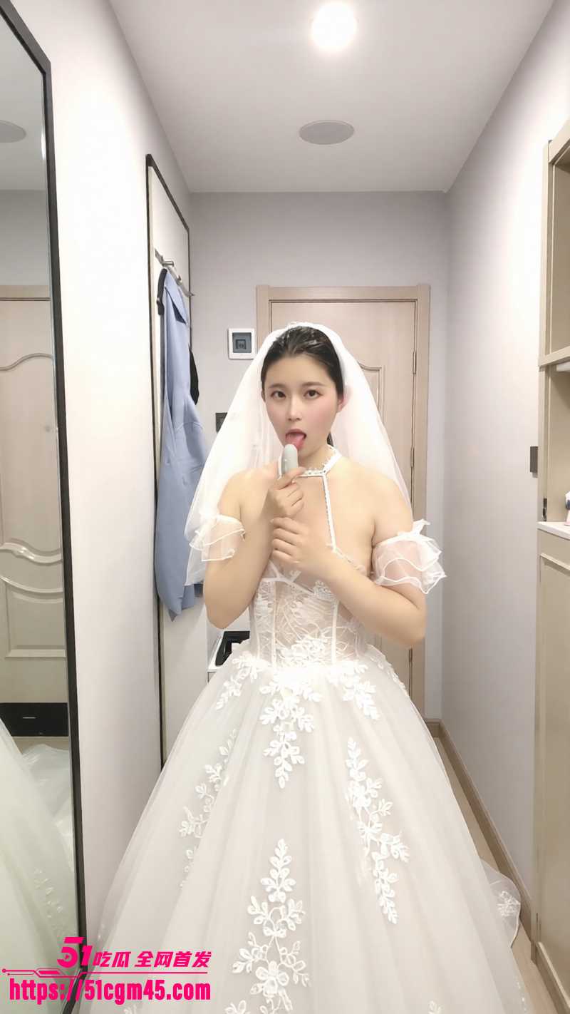 B站深夜访谈爆大瓜!女方被扒出曾是糖心女优 1 B站深夜访谈爆大瓜!女方被扒出曾是糖心女优 1