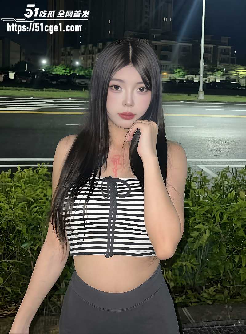 19岁纹身女大 陈可昕 私密自拍 1