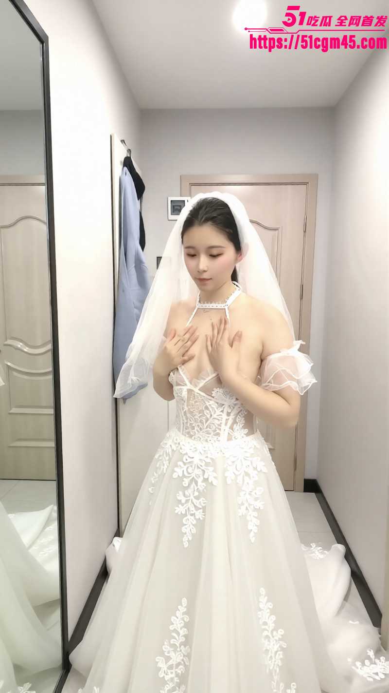 B站深夜访谈爆大瓜!女方被扒出曾是糖心女优 2 B站深夜访谈爆大瓜!女方被扒出曾是糖心女优 2