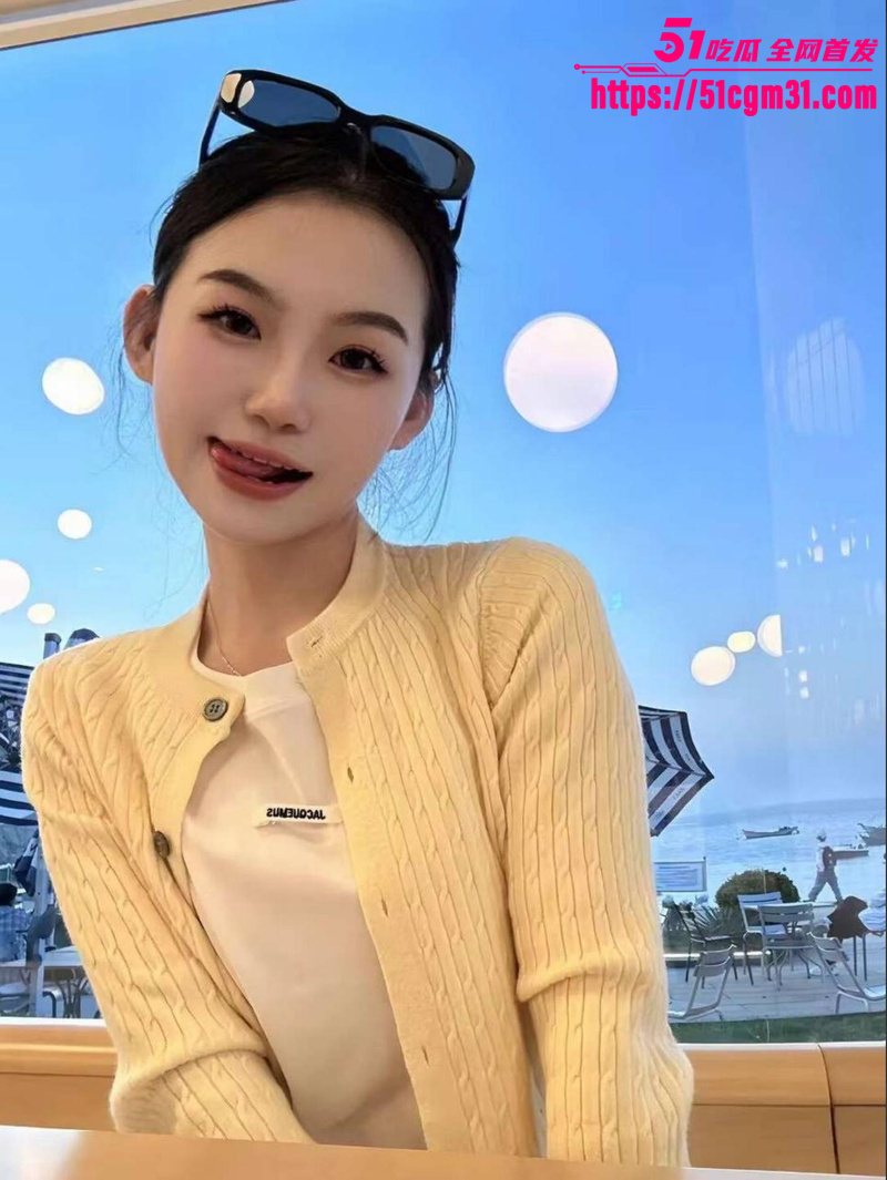 高颜值反差女神性爱自拍 5