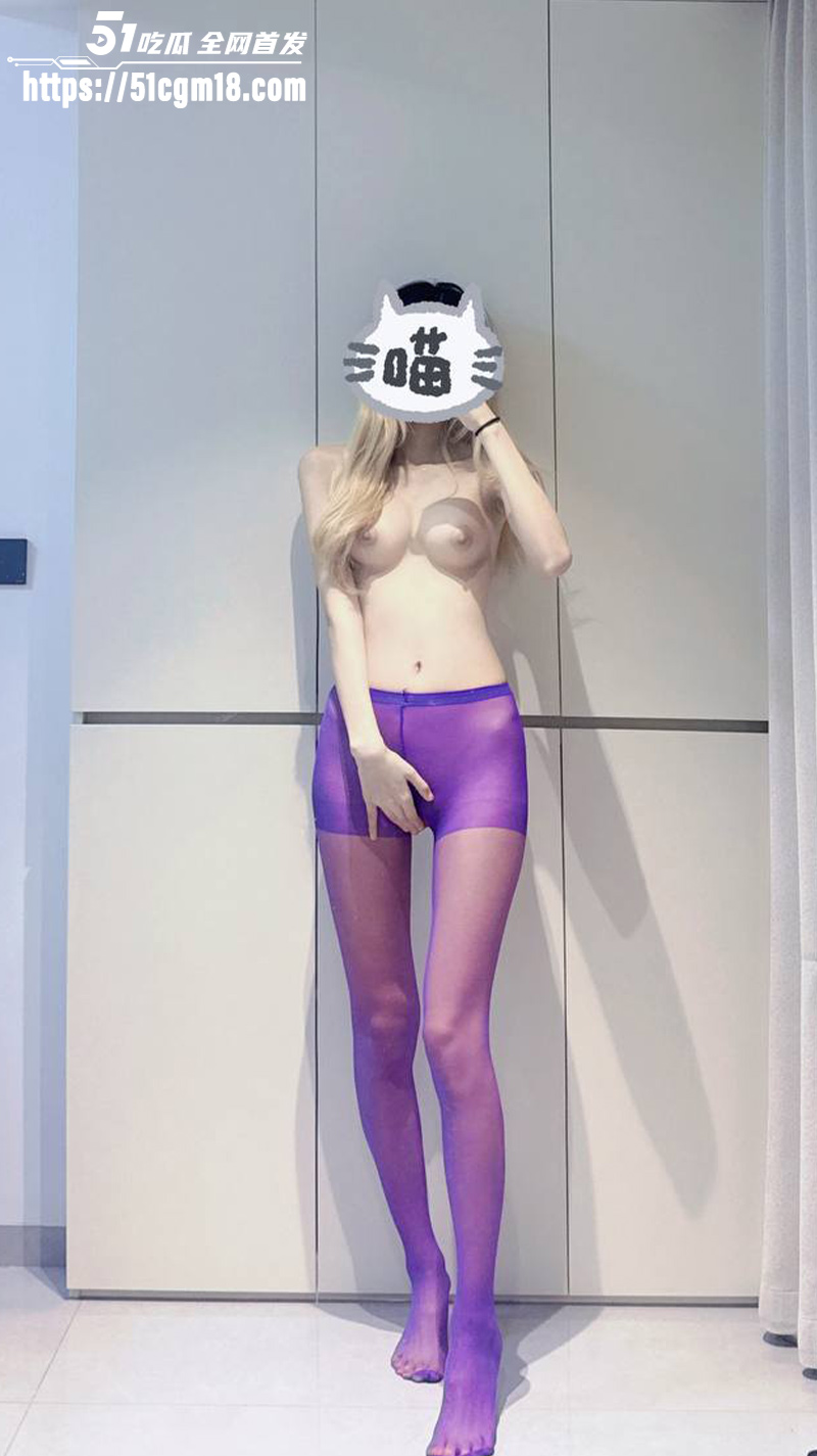 4 4