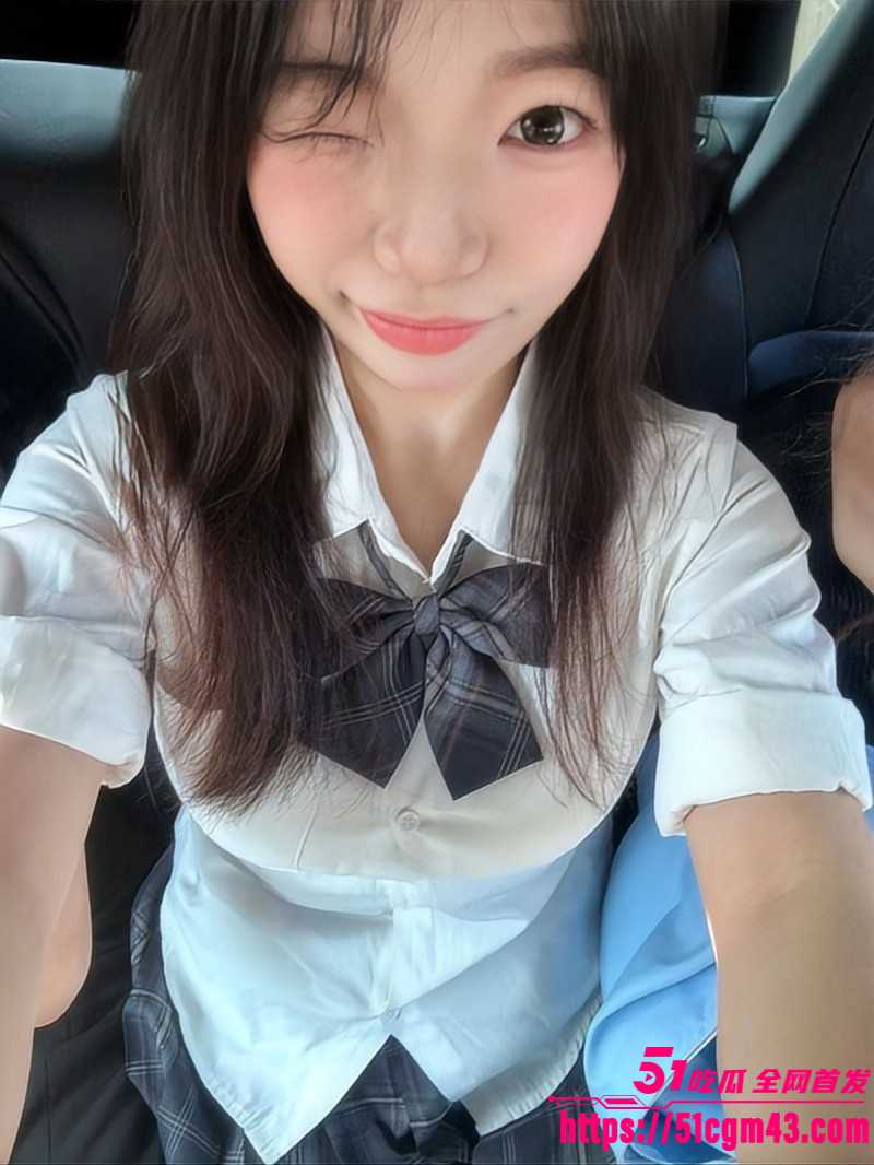 学生妹拉老师跑天台野战做爱01 学生妹拉老师跑天台野战做爱01