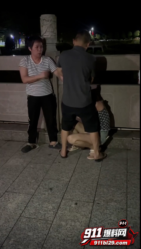 反差偷情老头6 反差偷情老头6
