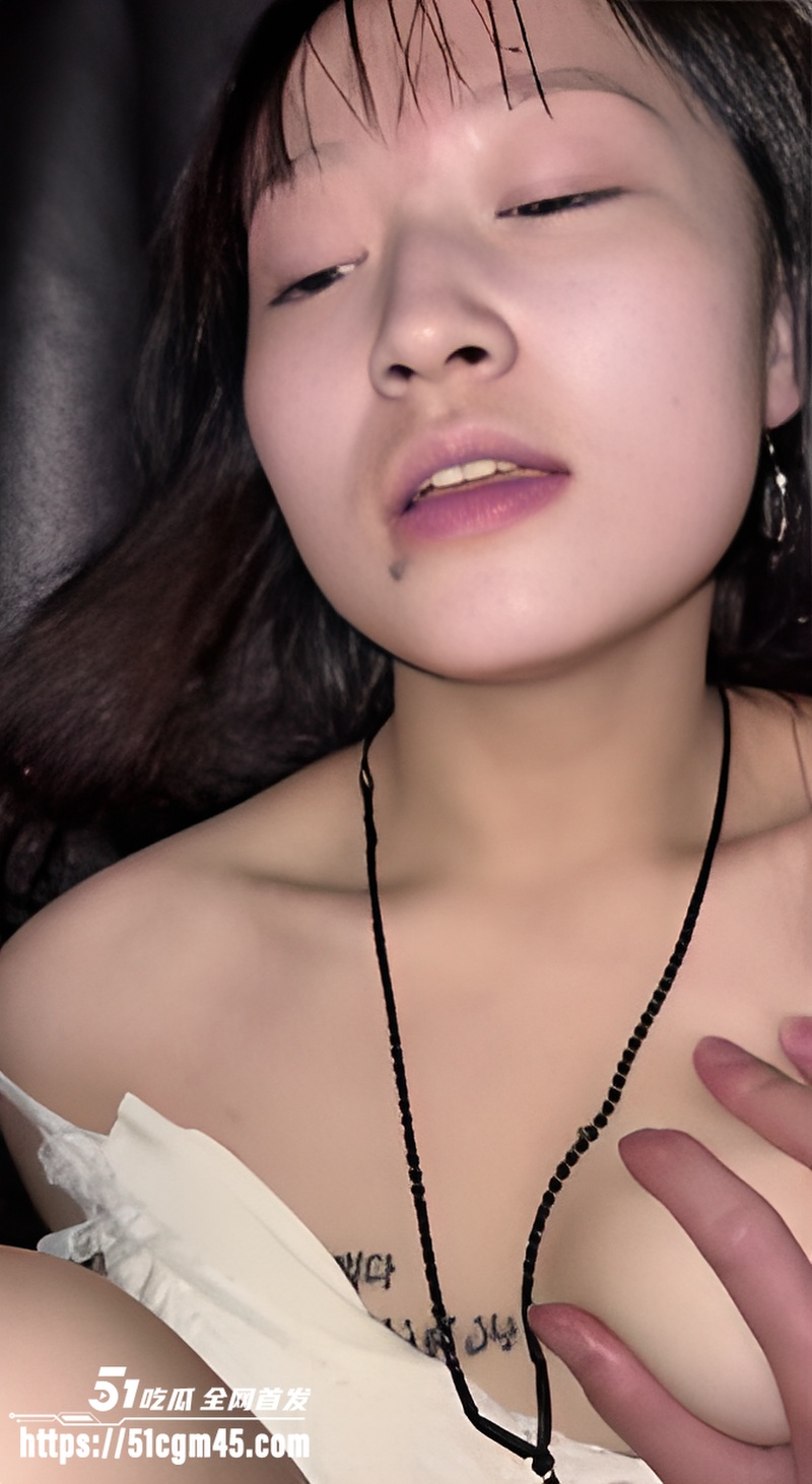 黑龙江纹身小妹性爱自拍 6 黑龙江纹身小妹性爱自拍 6