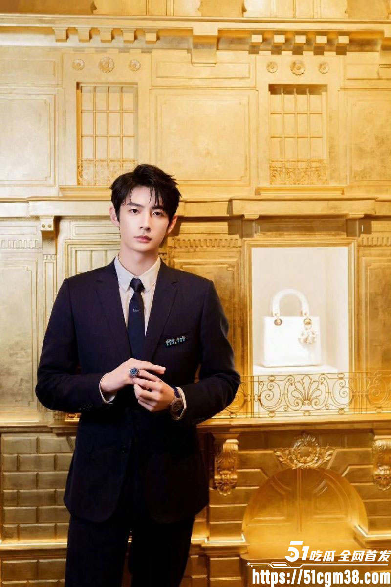 女演员周也与周皓崎恋情曝光 12 女演员周也与周皓崎恋情曝光 12