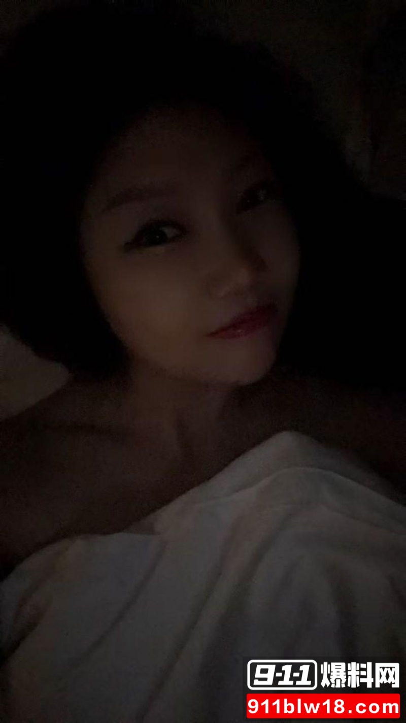真实广州良家少妇莎莎敏 17 真实广州良家少妇莎莎敏 17