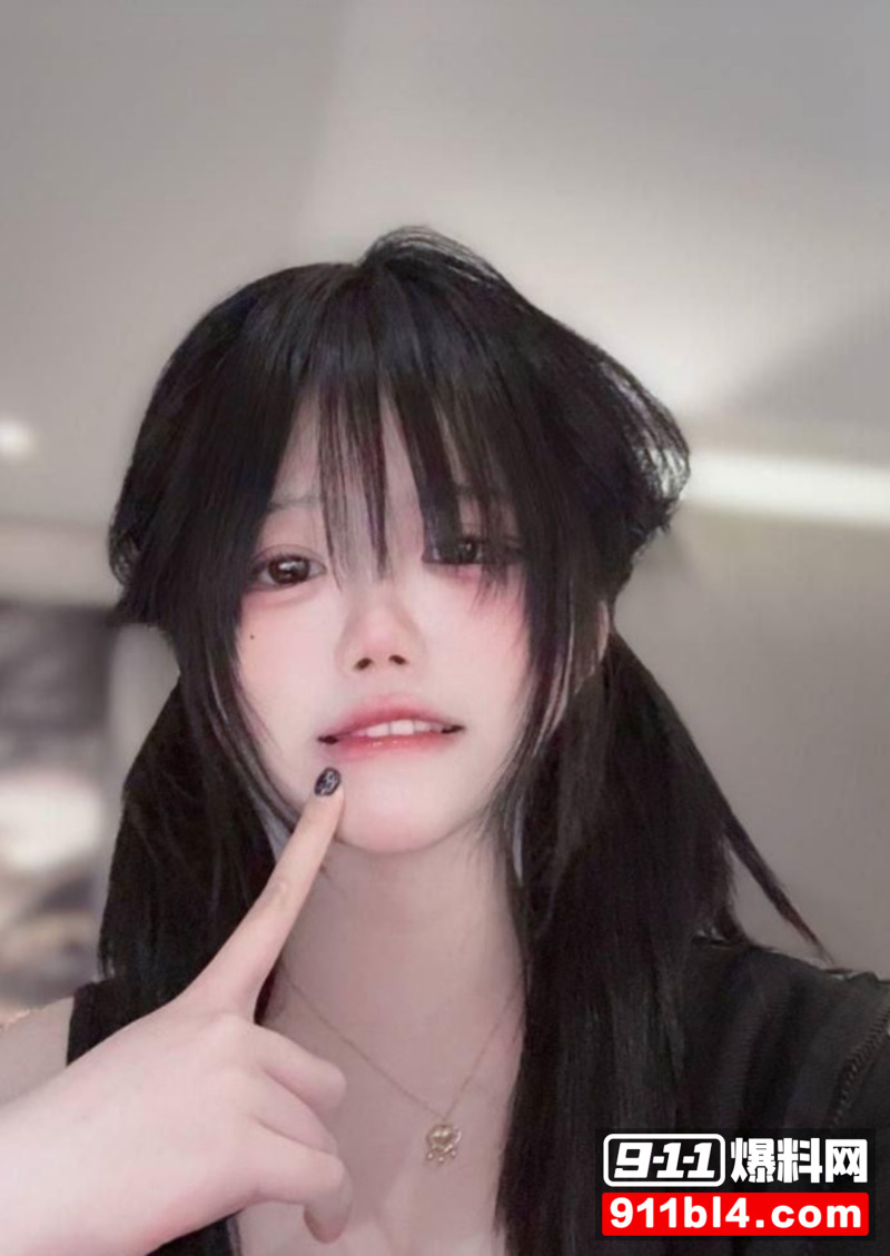 幸酱萝莉自慰 4