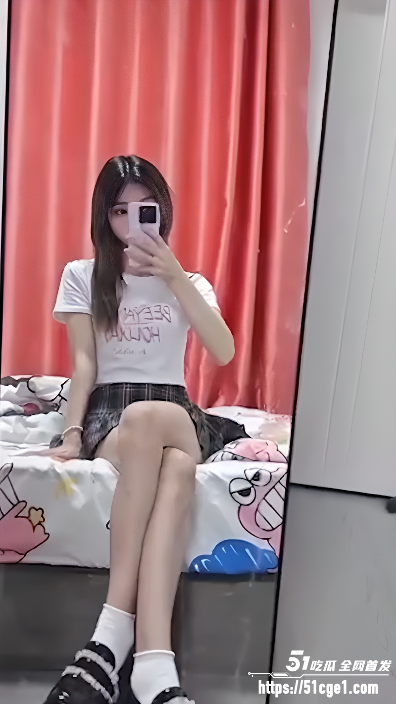 云端泄密 清纯少女刘雯雯 露脸性爱实录 2 云端泄密 清纯少女刘雯雯 露脸性爱实录 2