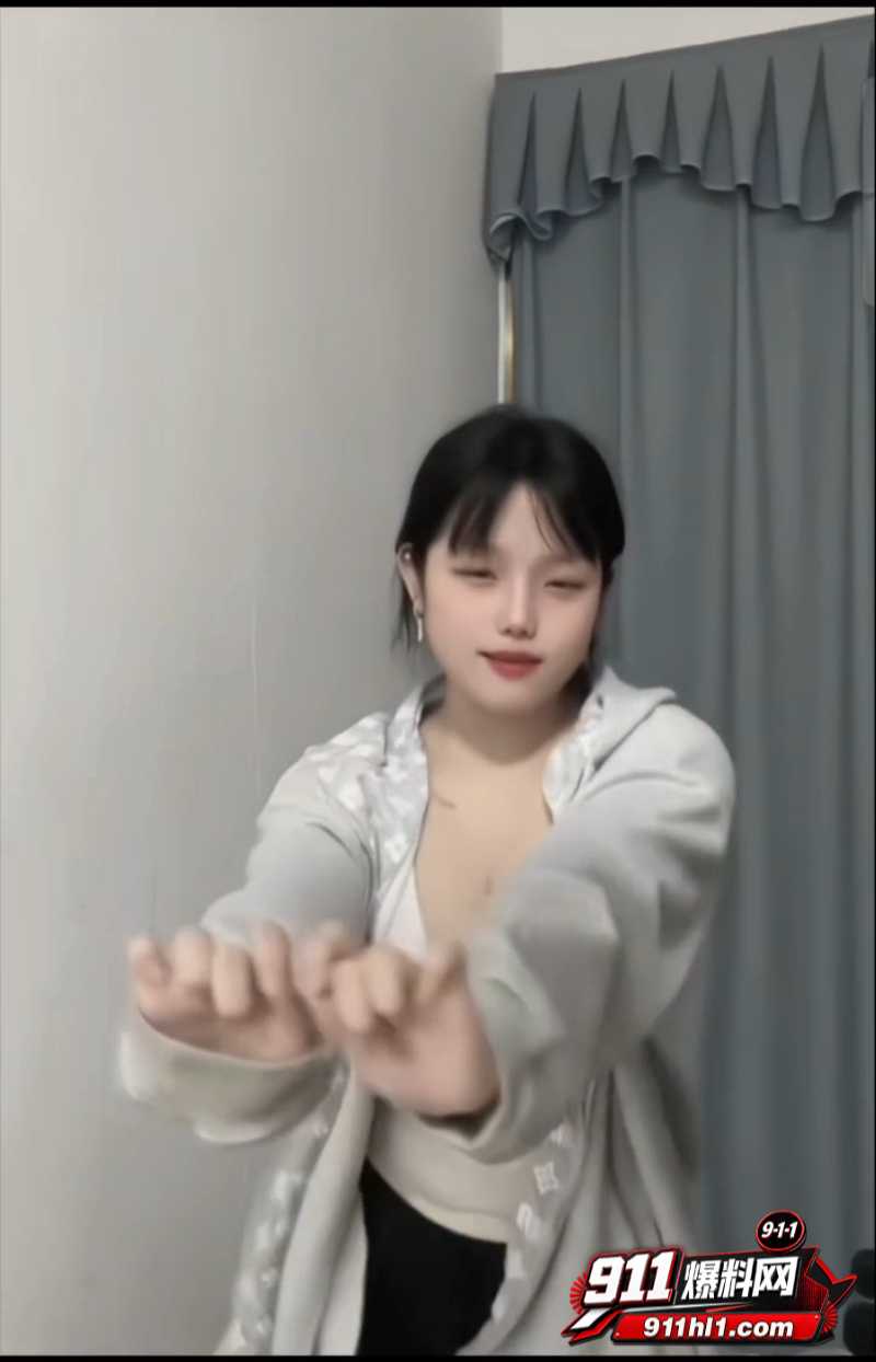 萱萱4 萱萱4