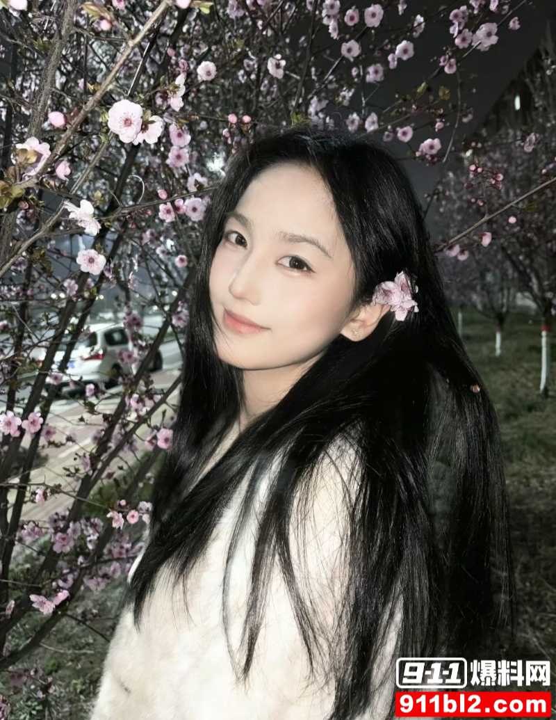 河南理工学院大四美女陈奕涵 15 河南理工学院大四美女陈奕涵 15