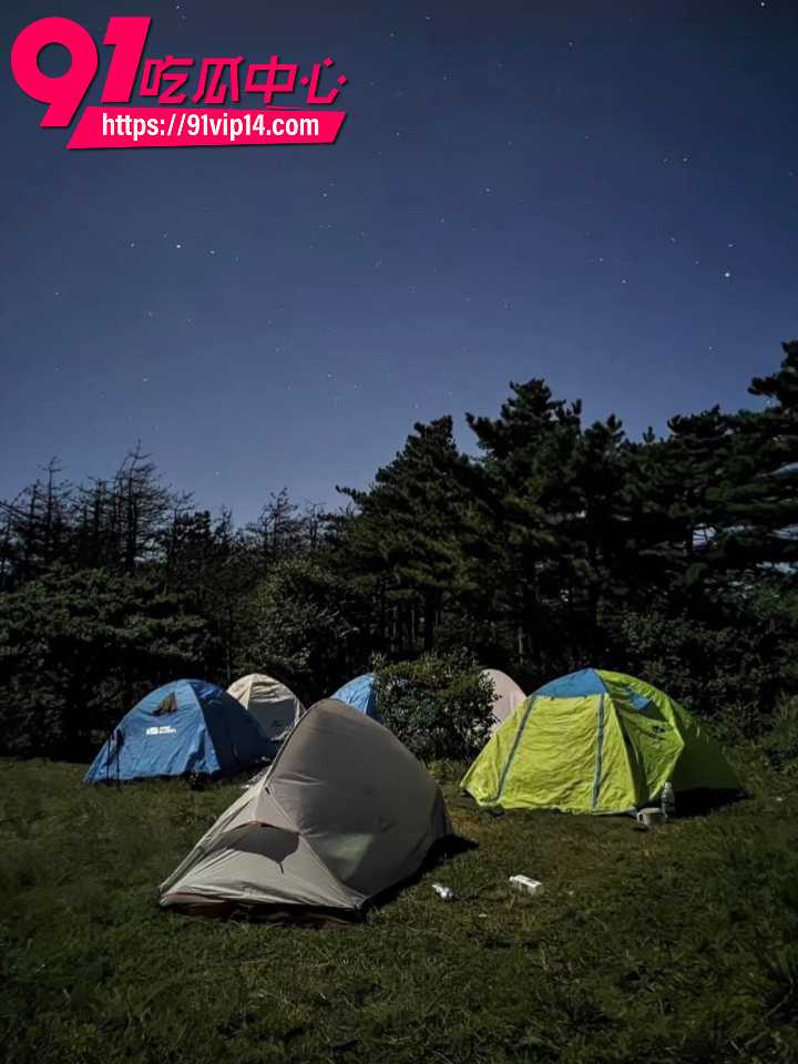 每周登山徒步实锤年轻版三大淫窟5 每周登山徒步实锤年轻版三大淫窟5