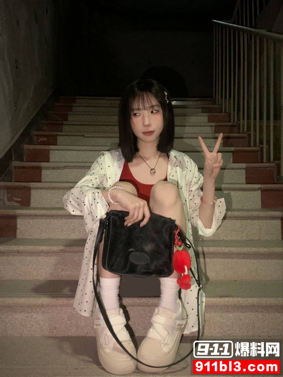 大二女生1