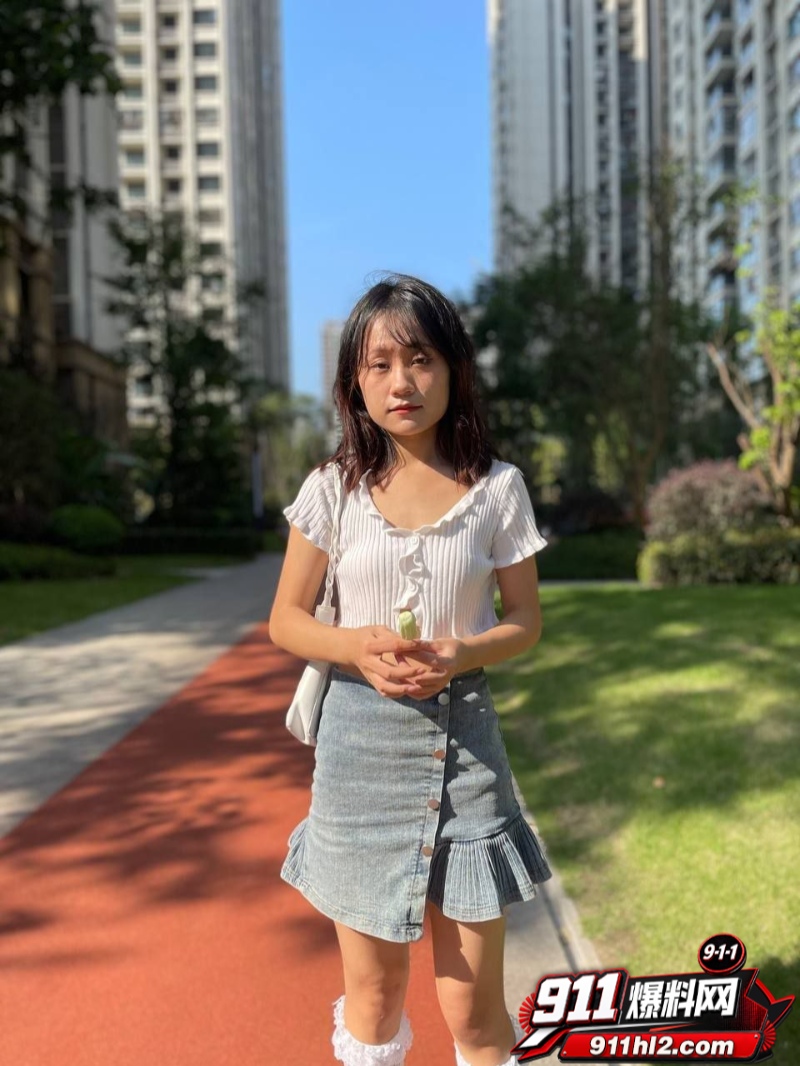 重庆良家人妻 8 重庆良家人妻 8