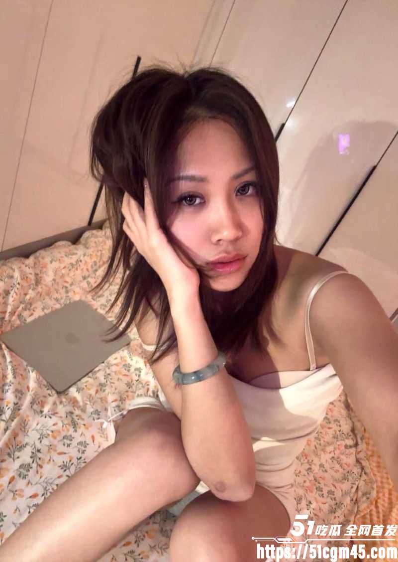 西安麻辣烫女孩直播怒喷网友 8 西安麻辣烫女孩直播怒喷网友 8