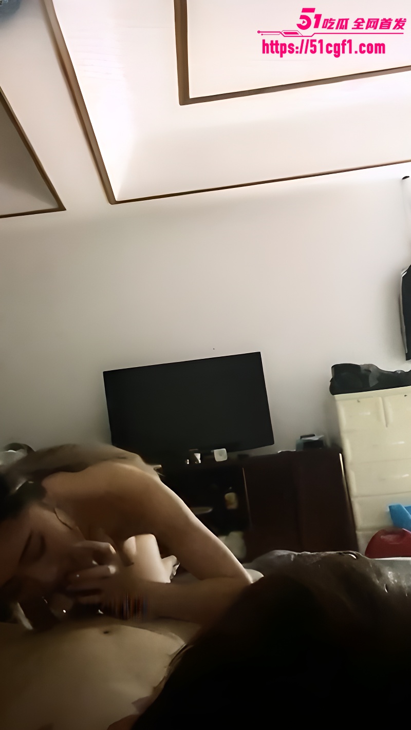 银行柜姐 早期下海付费黄播 5 银行柜姐 早期下海付费黄播 5